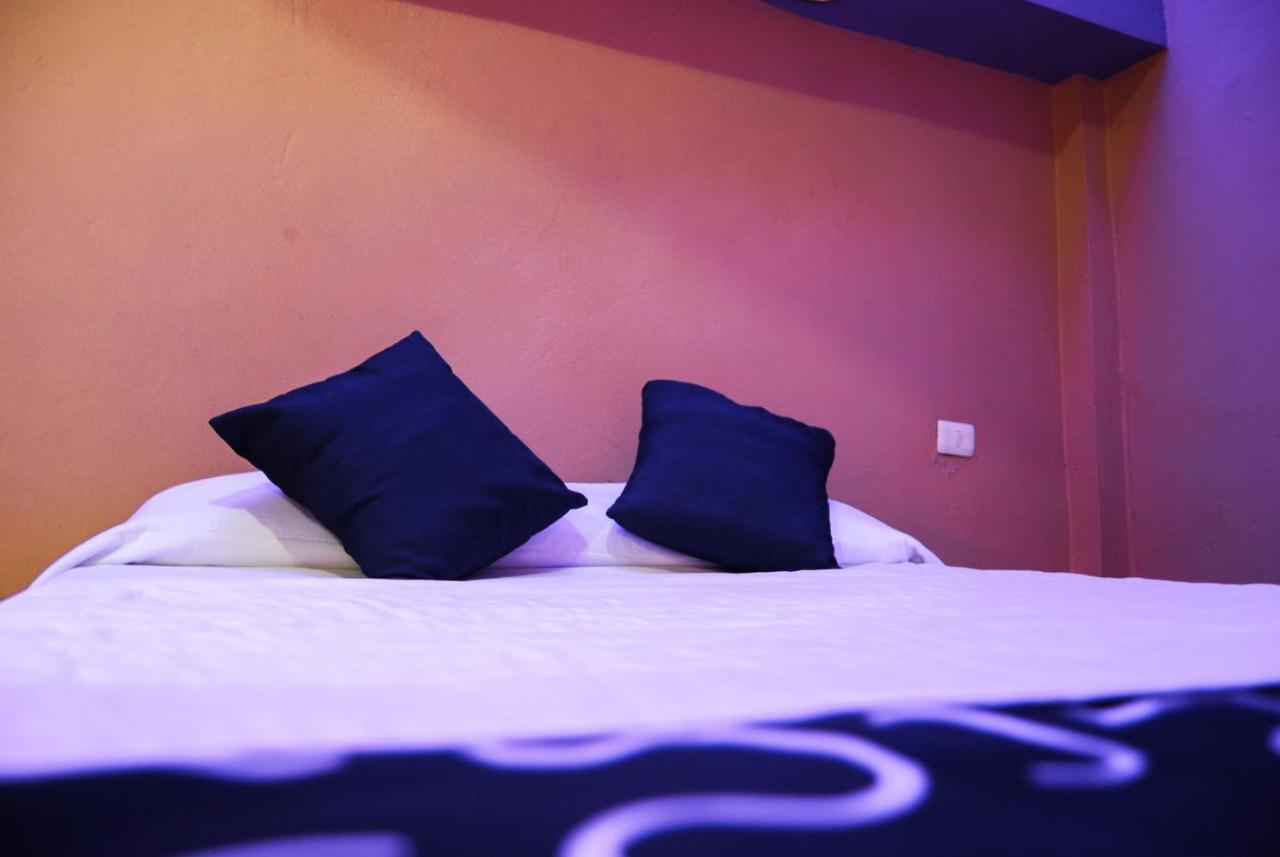 Hotel Oasis Monterrey Kültér fotó