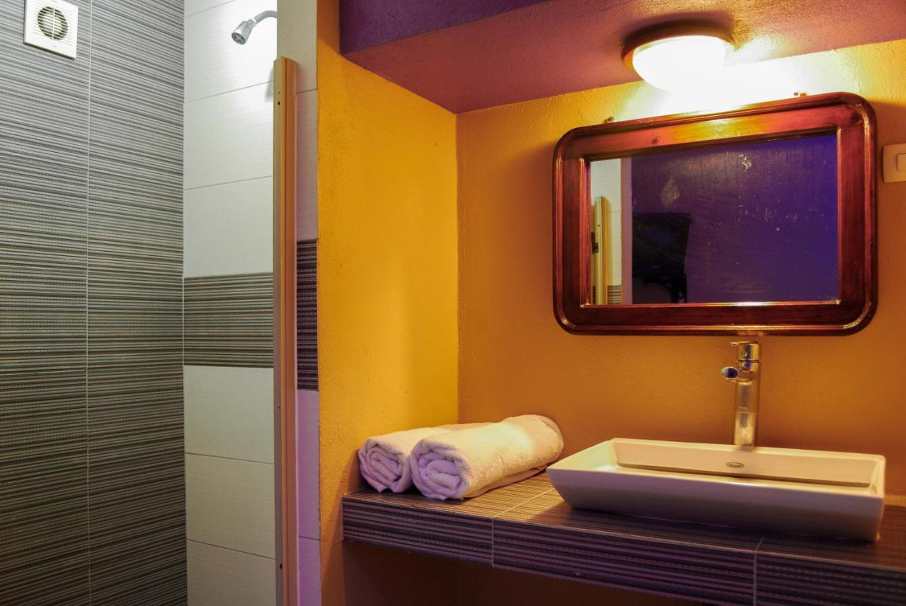 Hotel Oasis Monterrey Kültér fotó