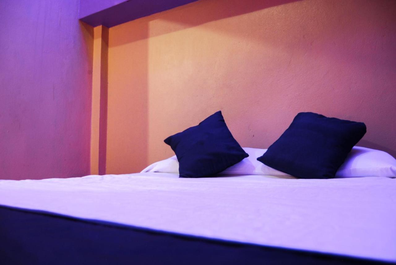 Hotel Oasis Monterrey Kültér fotó
