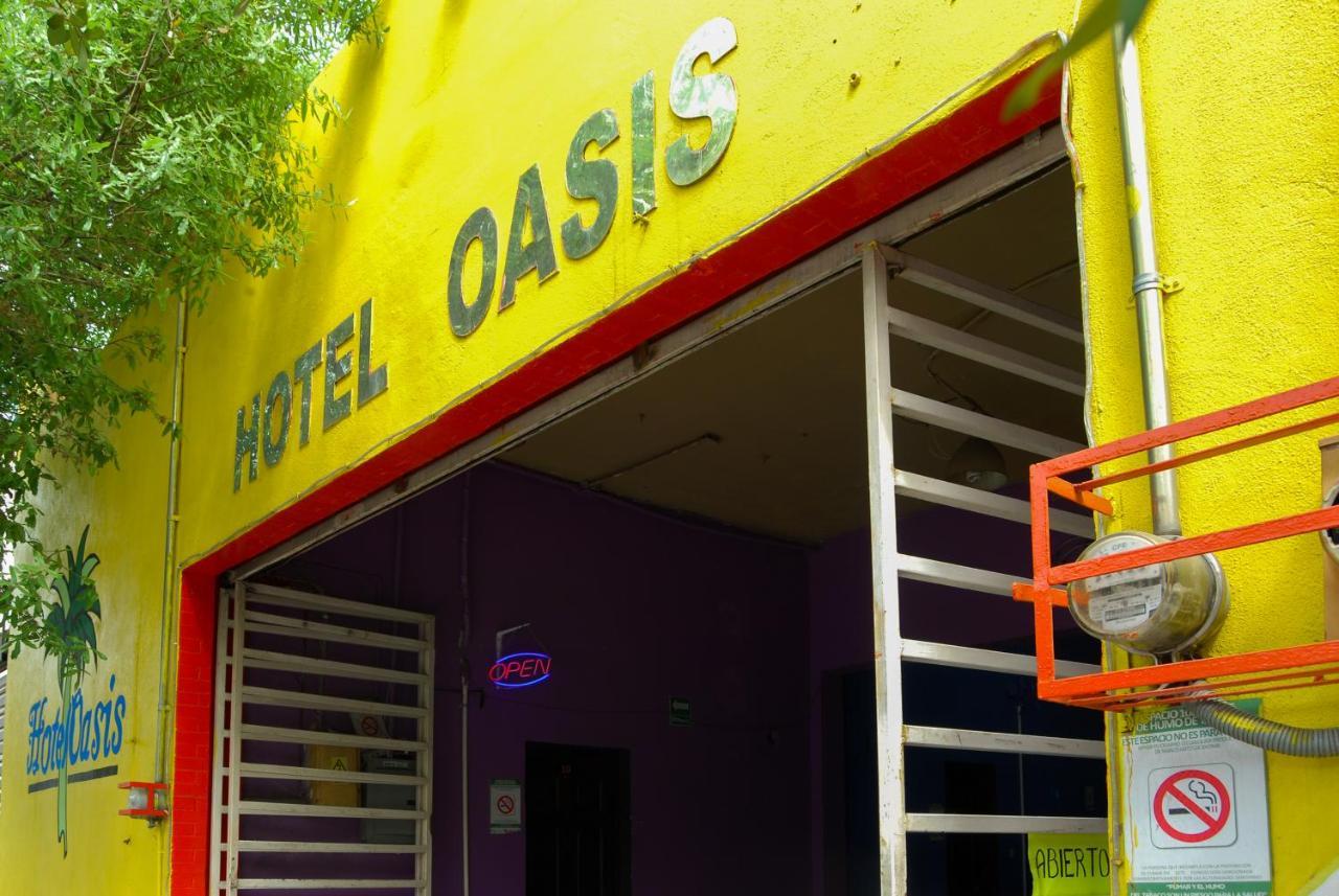 Hotel Oasis Monterrey Kültér fotó